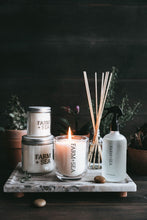 Load image into Gallery viewer, Tumbler Jar Candles with Wood Wick
